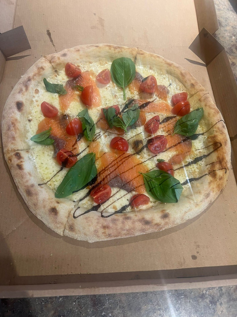 Pizza_zum_Mitnehmen_Osteria_da_Michele